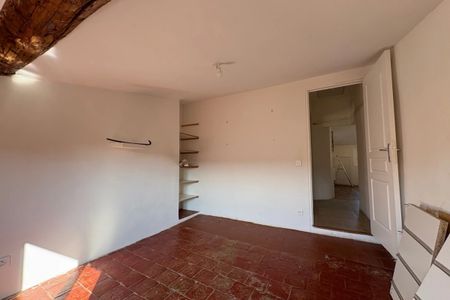 Location T2 Rotonde - Photo 3
