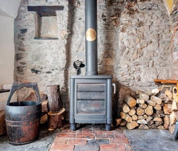 3 bedroom semi-detached house to rent - Photo 6