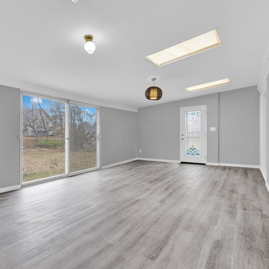 For Lease - 17 Ben Machree Drive, Mississauga, Ontario - Photo 1