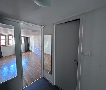 Location Appartement 1 pièce 37m² - Photo 4