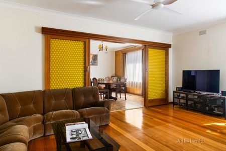 205 Gilbert Road, Preston VIC 3072 - House For Rent | Domain - Photo 2
