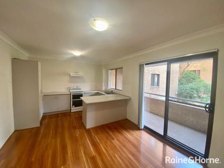 2/13-15 Helen Street, Westmead, NSW 2145 - Photo 4