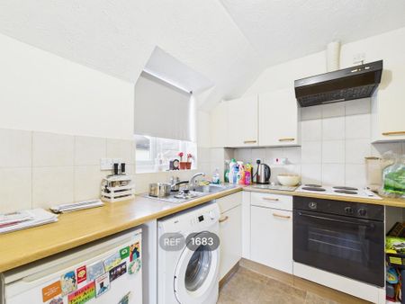1 bedroom flat to rent - Photo 4