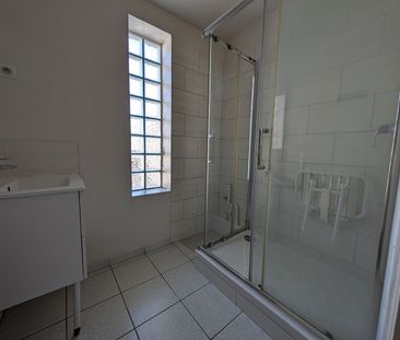 Location Appartement 2 pièces 47m² - Photo 5