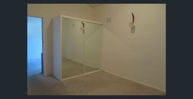 Lovely one bed unit - Photo 1