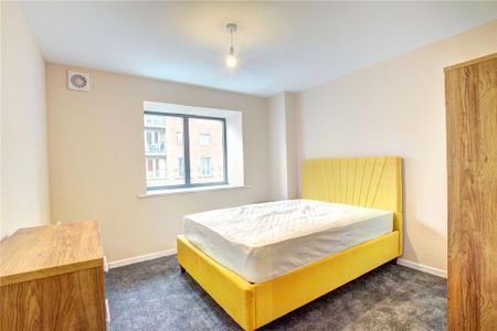 2 bedroom apartment to rent - Photo 3