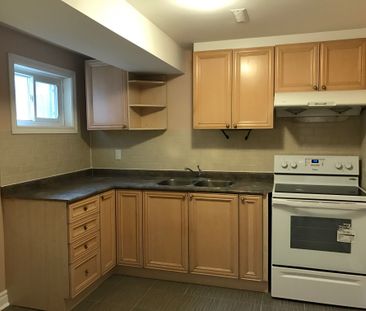 For Lease - 2535 Symington Court, Mississauga, Ontario - Photo 4