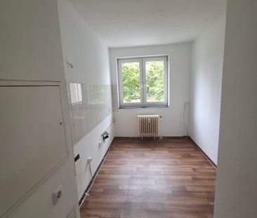 Gut geschnittene 3-Zimmer-Wohnung mit Balkon - Foto 1