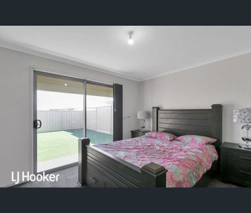 Spacious Home in Convenient Location - Photo 4