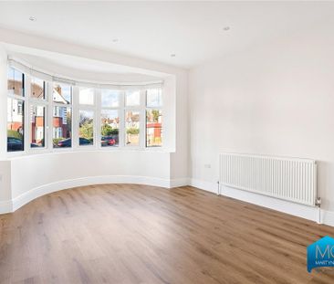 4 bedroom semi-detached house to rent - Photo 2