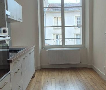 EXCLUSIVITE : Appartement T4 de 147m² - Vieille Ville - Photo 5