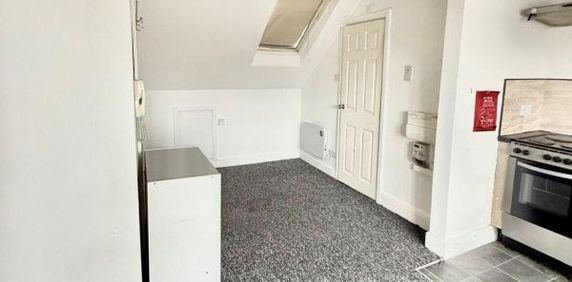 Dorothy Avenue, Skegness, Property for rent - Photo 2