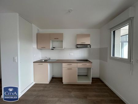 Location Appartement 4 pièces 92m² CAEN 14000 - Photo 2