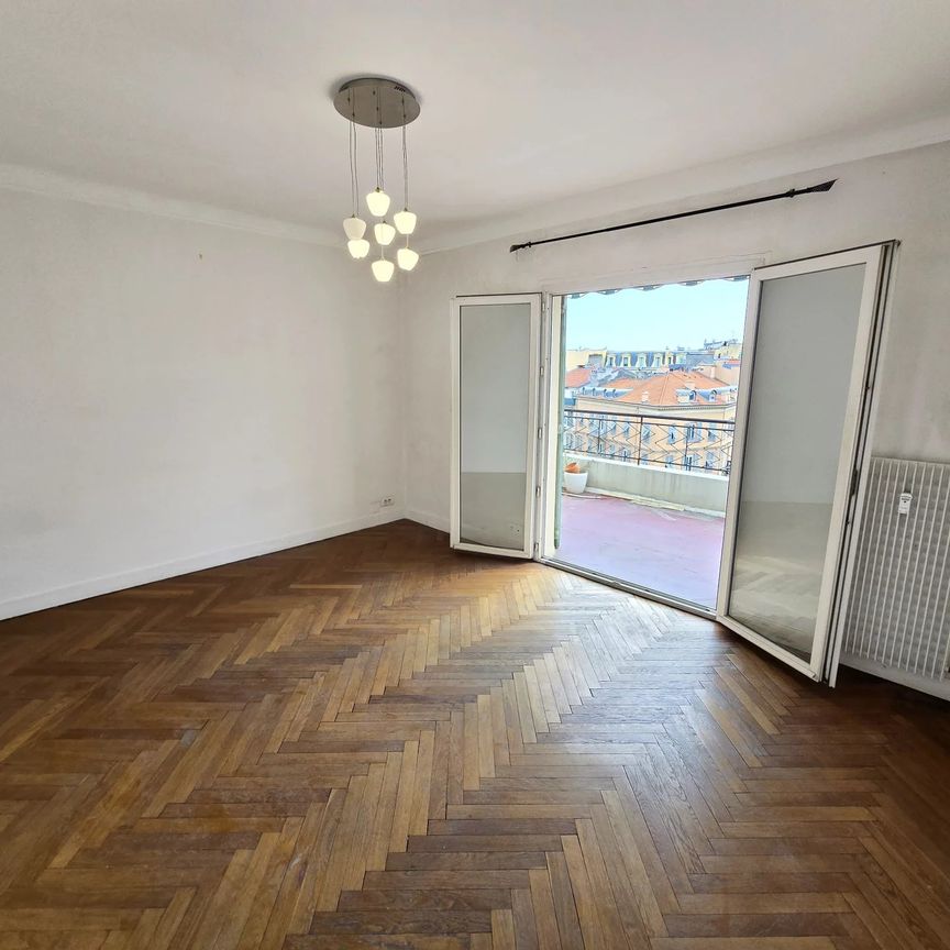 Location Appartement 2 pièces 50m² NICE 06000 - Photo 1