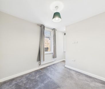 1 bedroom maisonette to rent - Photo 2