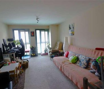 Warneford Court, Mannock Close, London, NW9 - Photo 1