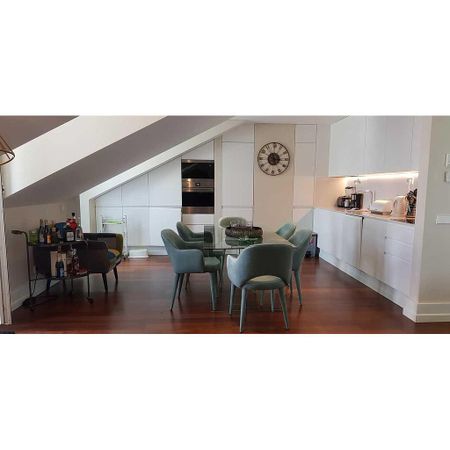 2 Bedroom Apartment with parking, Marquês de Pombal, Lisboa - Photo 3