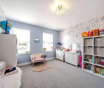 Foxglove Close, Chertsey, Surrey, KT16 - Photo 5