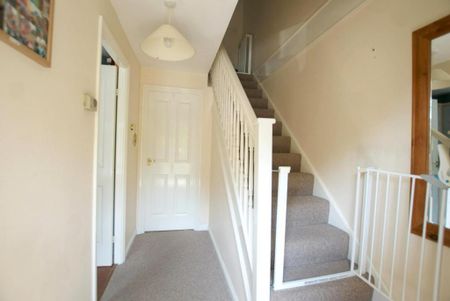 2 bedroom terraced house to rent - Photo 3