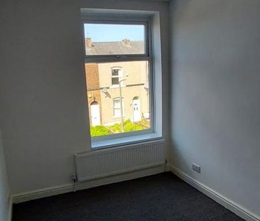 3 bedroom terraced house to rent - Photo 6