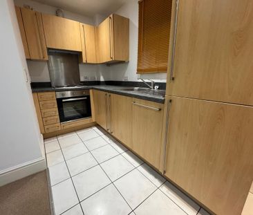 1 bedroom flat to rent - Photo 4
