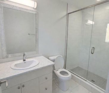 For Lease - 925 Deveron Crescent Unit# 36, London South, Ontario - Photo 4