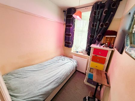 4 bedroom terraced house to rent - Photo 4