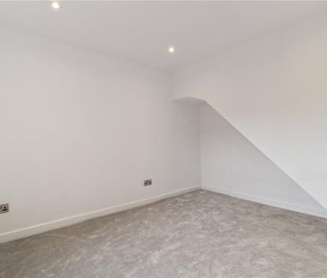 3 bedroom end of terrace house to rent - Photo 6