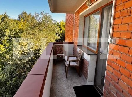 Apartament cu 2 camere, 1 Mai Insula - Fotografie 2