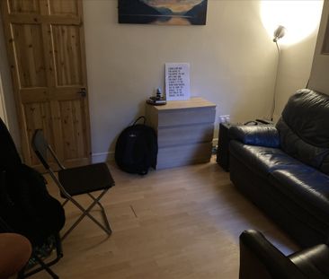 8 Surrey Street - Photo 1