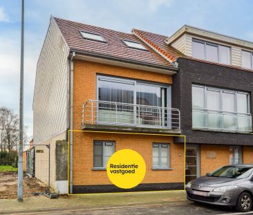 Modern appartement met koer/terras en garagebox in Bekegem - Foto 4