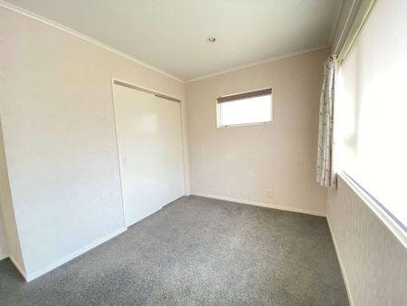 2/1007 Alexandra Street - Photo 5