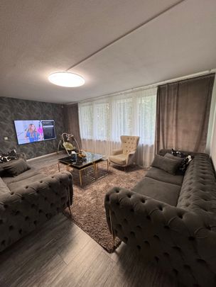 Sandeslättskroken, Angered - Photo 1