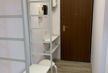 Студия возле метро Истриа