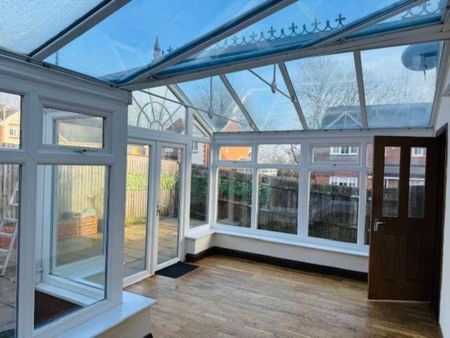 Booker Plaace, Booker, HP12 - Photo 4