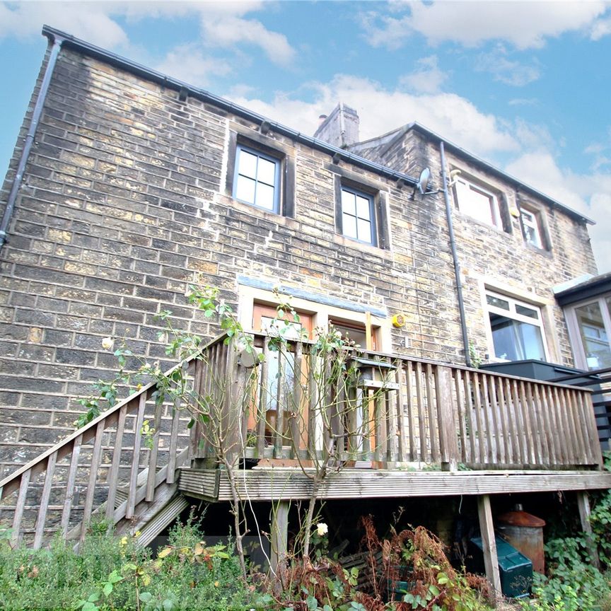 South Lane, Holmfirth, West Yorkshire, HD9 - Photo 1