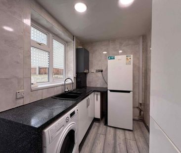 Room in a Shared House, Langbrook Road, SE3 - Photo 6