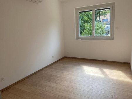 Location maison 3 pièces 85.1 m² à Aubenas (07200) 6 - Photo 2