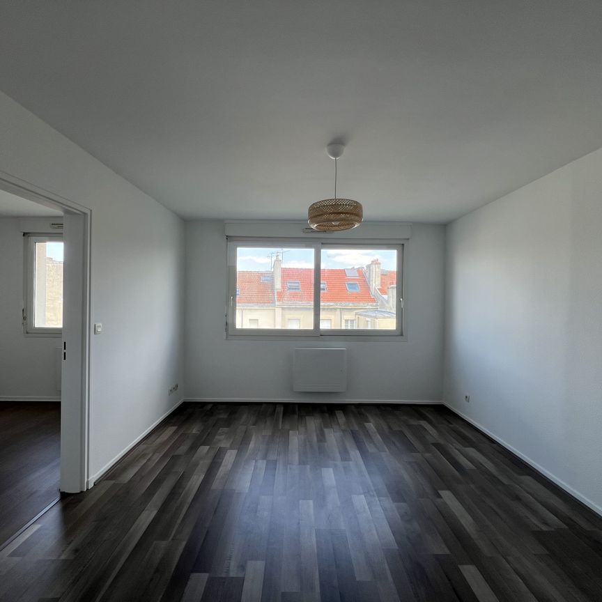 Appartement RUE IRENEE LELIEVRE - Photo 1