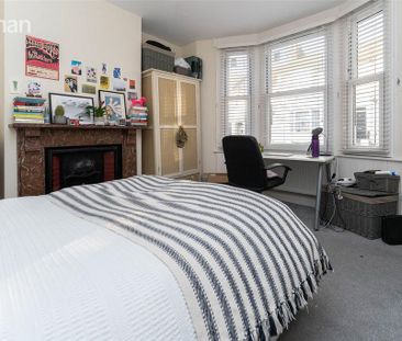 6 bedroom terraced house to rent - Photo 5