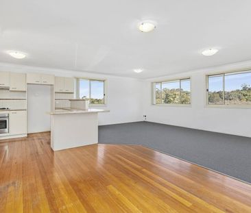 Larger than it looks - 3 bedroom double storey home! - Photo 4