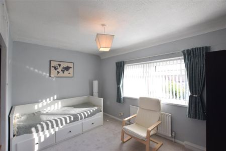 3 bedroom terraced house to rent - Photo 4
