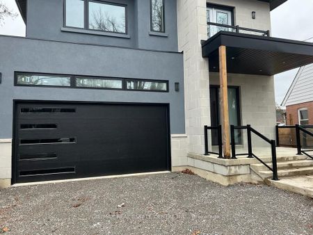 Detached Home For Lease | E8135734 - Photo 3