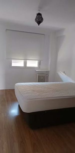 Calle de Gutierre de Cetina, Madrid, Community of Madrid 28017 - Photo 1