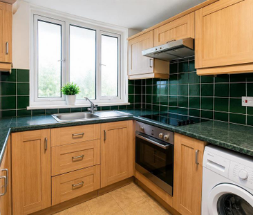 2 bedroom flat to rent - Photo 4