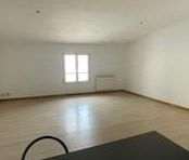 Location Appartement 2 pièces 54m² TOURVES 83170 - Photo 2