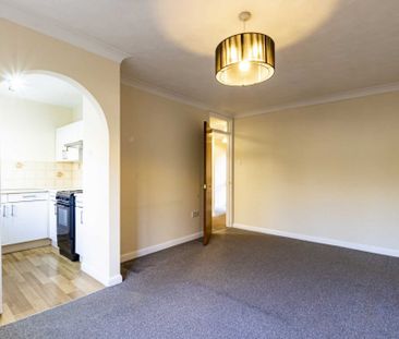 1 bed Maisonette for rent - Photo 2