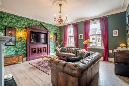 4 bedroom terraced house to rent - Photo 3