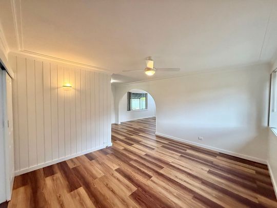 21 Melton Place, Croudace Bay - Photo 1