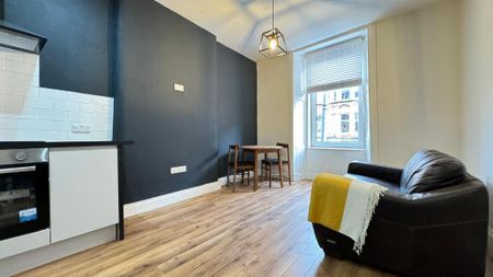 1 bedroom flat to rent - Photo 2
